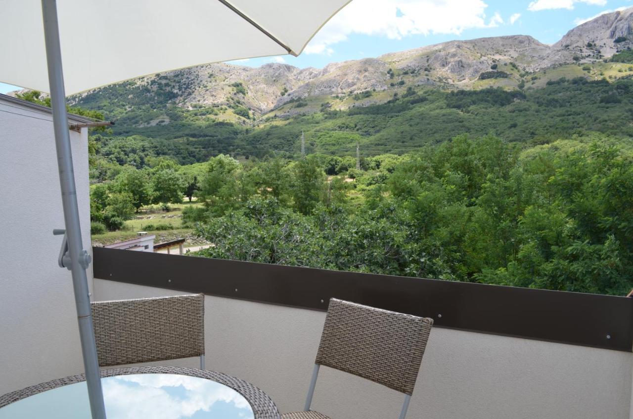 Villa Manuela Draga Bašćanska Eksteriør billede