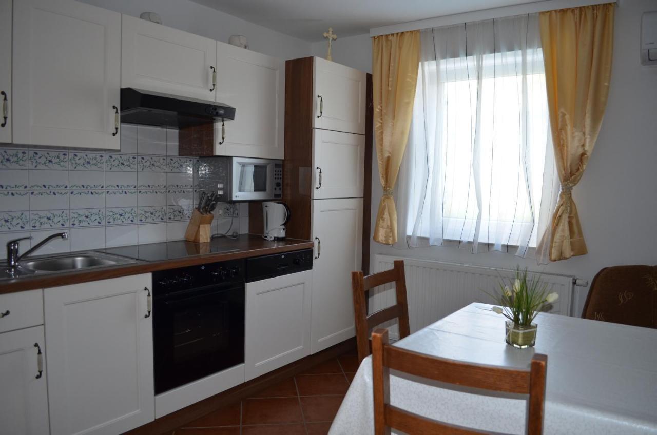 Villa Manuela Draga Bašćanska Eksteriør billede